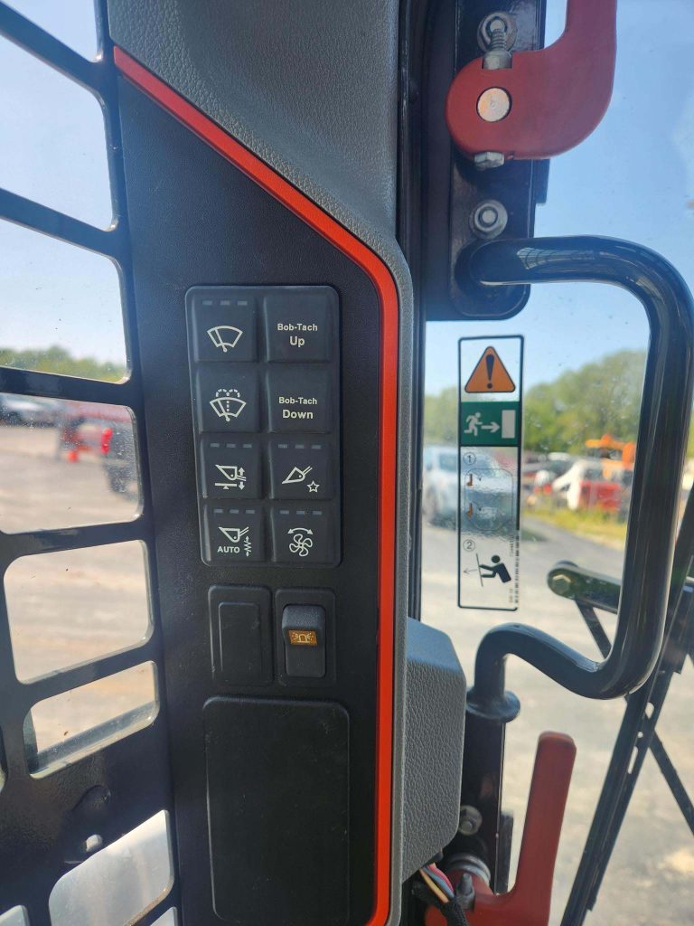 2020 BOBCAT S76