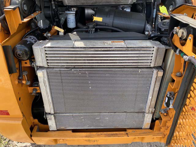 2015 CASE SV185