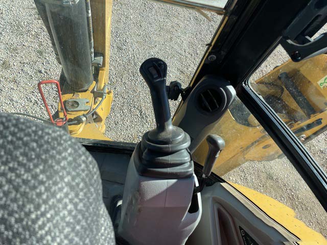 2014 CAT 420F IT