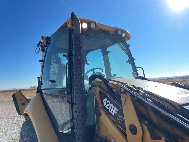 2014 CAT 420F IT